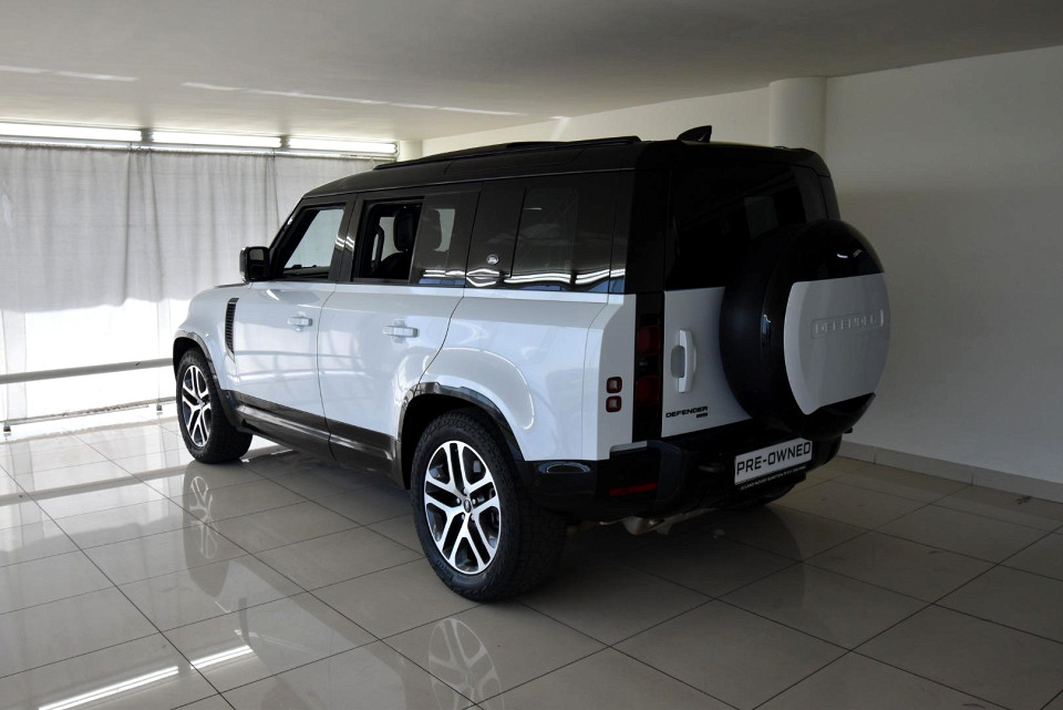 2022 LAND ROVER DEFENDER 110 3.0 D D300 X-DYNAMIC HSE (221kW)