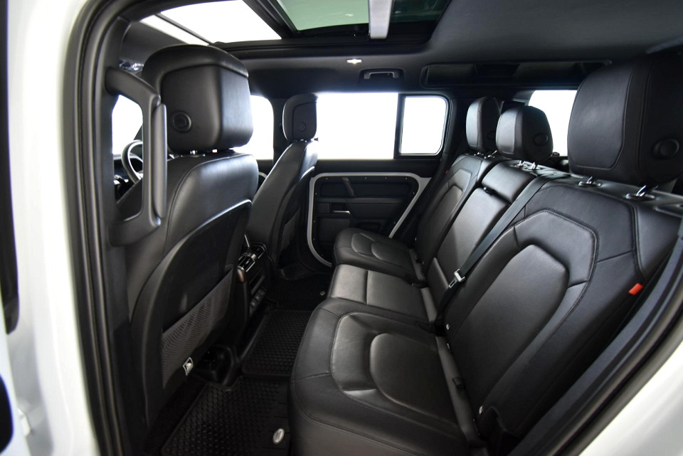 2022 LAND ROVER DEFENDER 110 3.0 D D300 X-DYNAMIC HSE (221kW)
