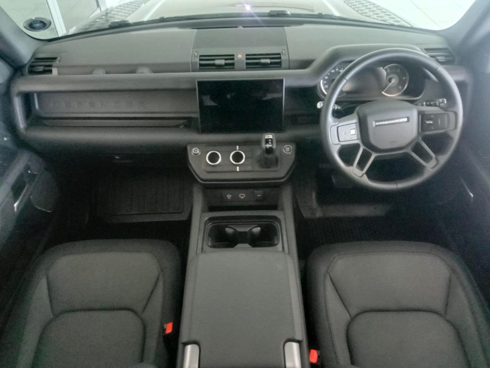 2023 LAND ROVER DEFENDER 110 3.0 D D300 X-DYNAMIC HSE (221kW)