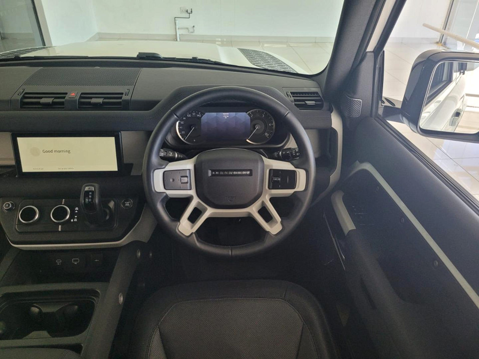 2024 LAND ROVER DEFENDER 90 3.0 D D300 X-DYNAMIC SE (221kW)