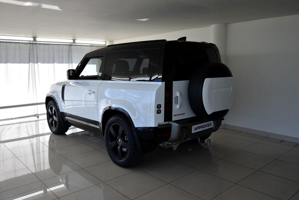 2024 LAND ROVER DEFENDER 90 3.0 D D300 X-DYNAMIC SE (221kW)