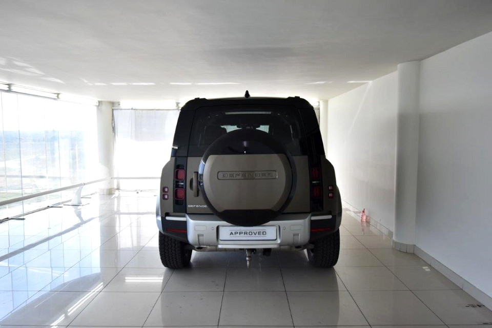 2024 LAND ROVER DEFENDER Defender