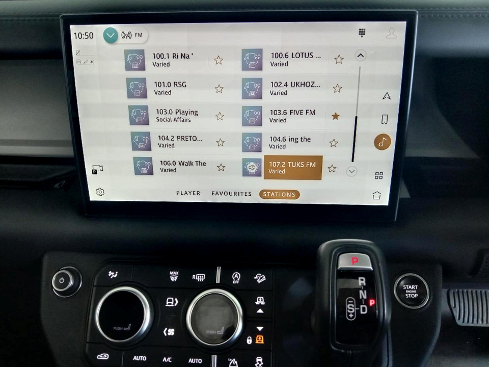 2022 LAND ROVER DEFENDER 110 3.0 D D300 X-DYNAMIC HSE (221kW)