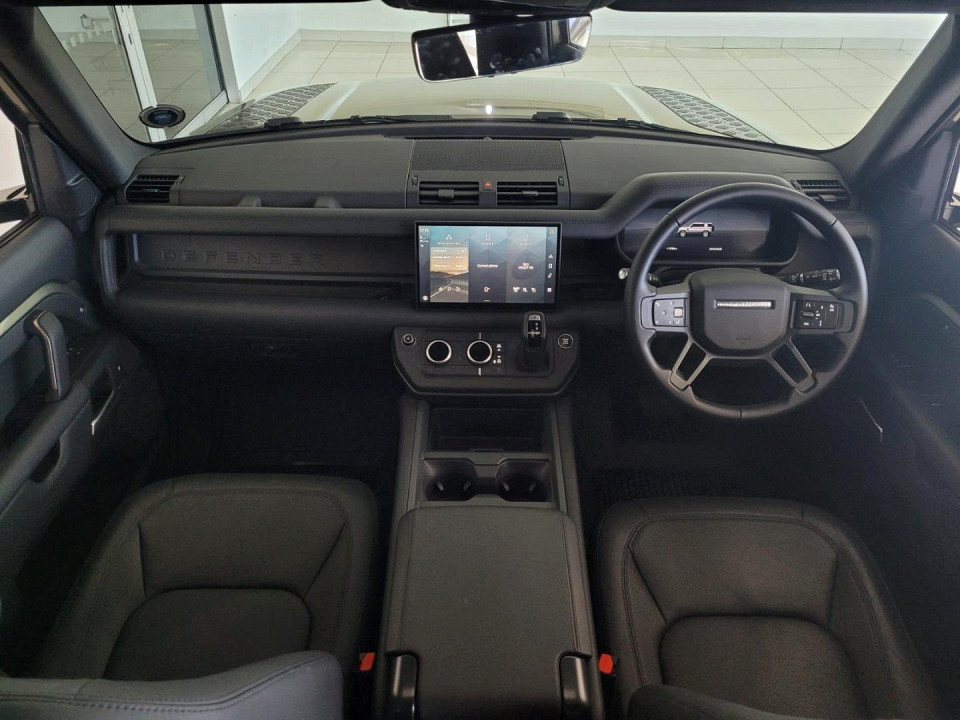 2025 LAND ROVER DEFENDER Defender