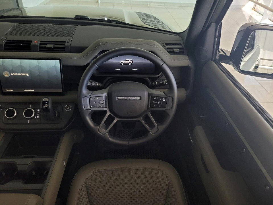 2025 LAND ROVER DEFENDER Defender