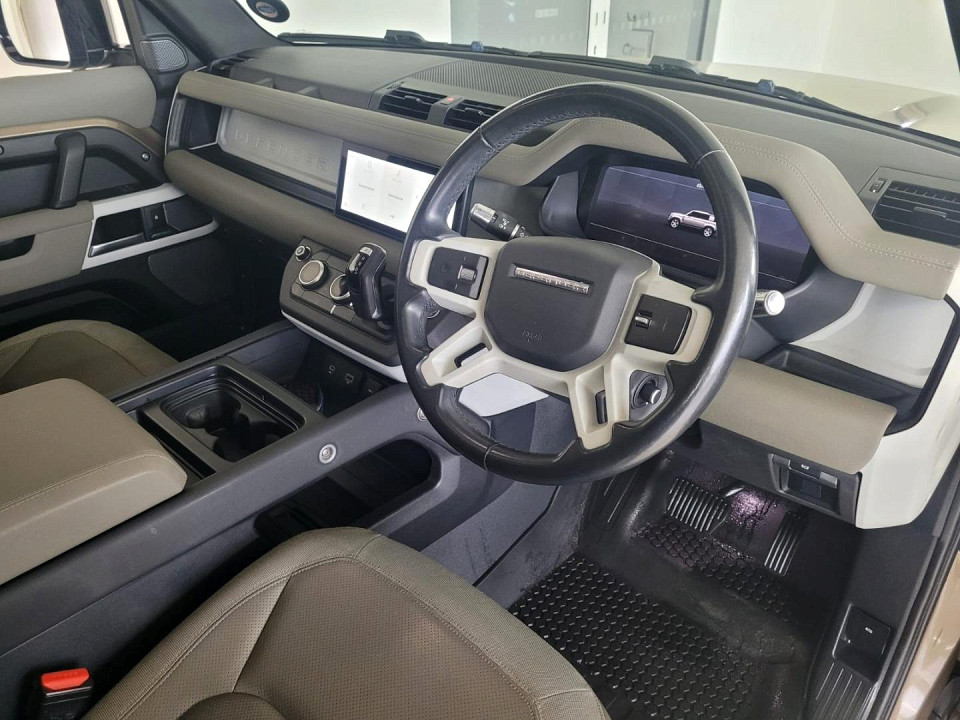 2020 LAND ROVER DEFENDER 110 D240 FIRST EDITION (177kW)