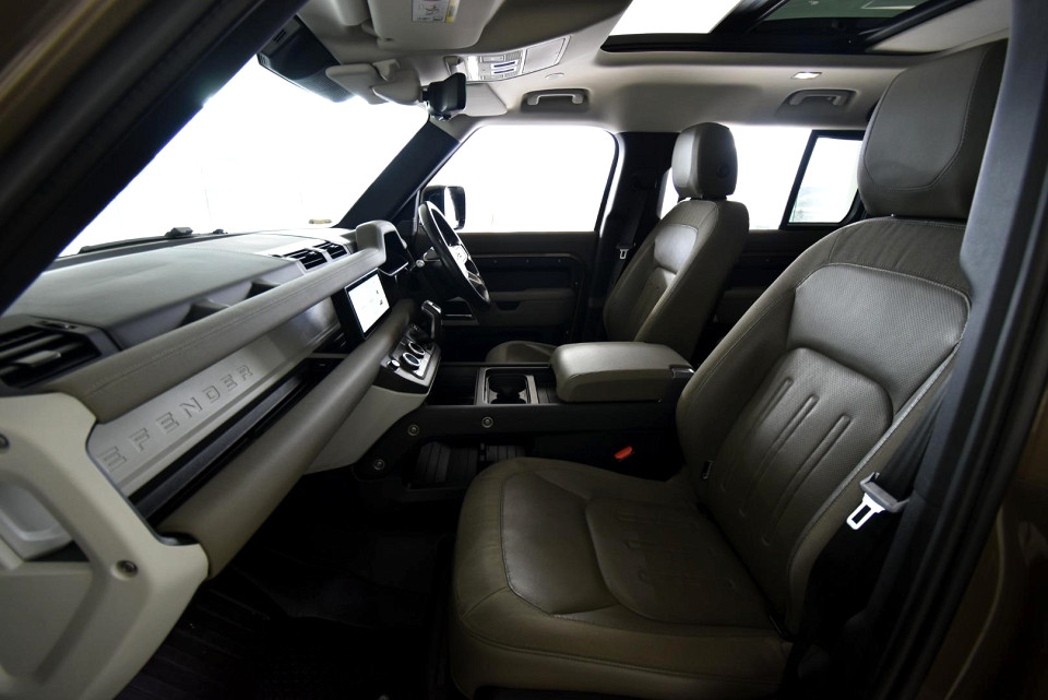 2020 LAND ROVER DEFENDER 110 D240 FIRST EDITION (177kW)
