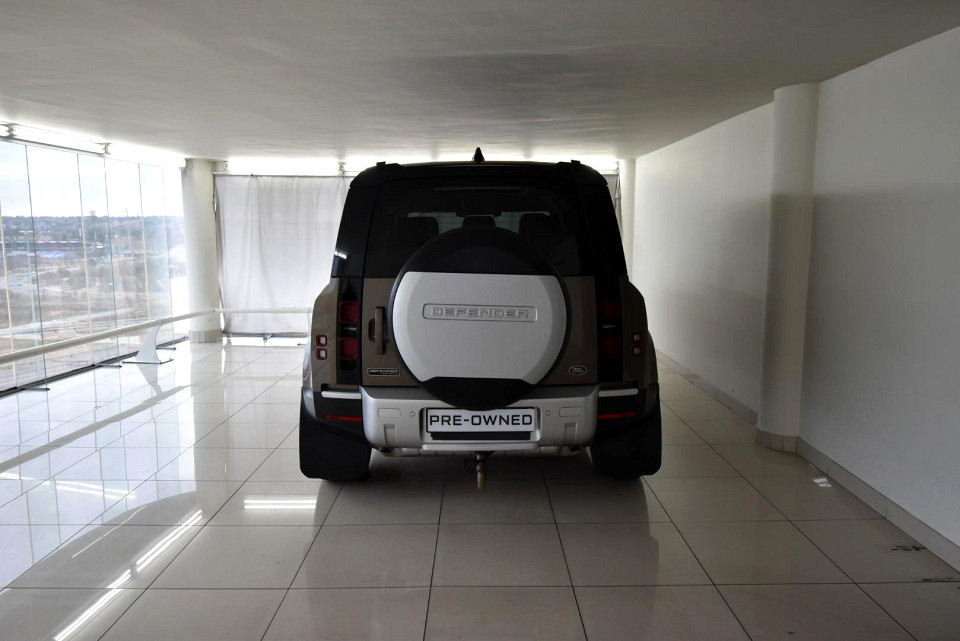 2020 LAND ROVER DEFENDER 110 D240 FIRST EDITION (177kW)