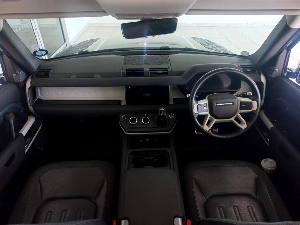 2020 LAND ROVER DEFENDER 110 D240 SE (177kW)