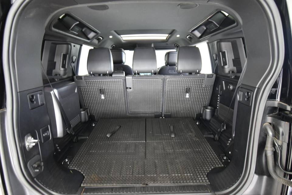 2021 LAND ROVER DEFENDER 110 3.0 D D300 X (221kW)