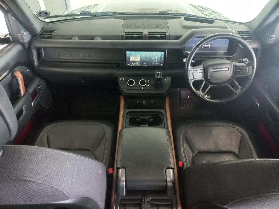 2021 LAND ROVER DEFENDER 110 3.0 D D300 X (221kW)