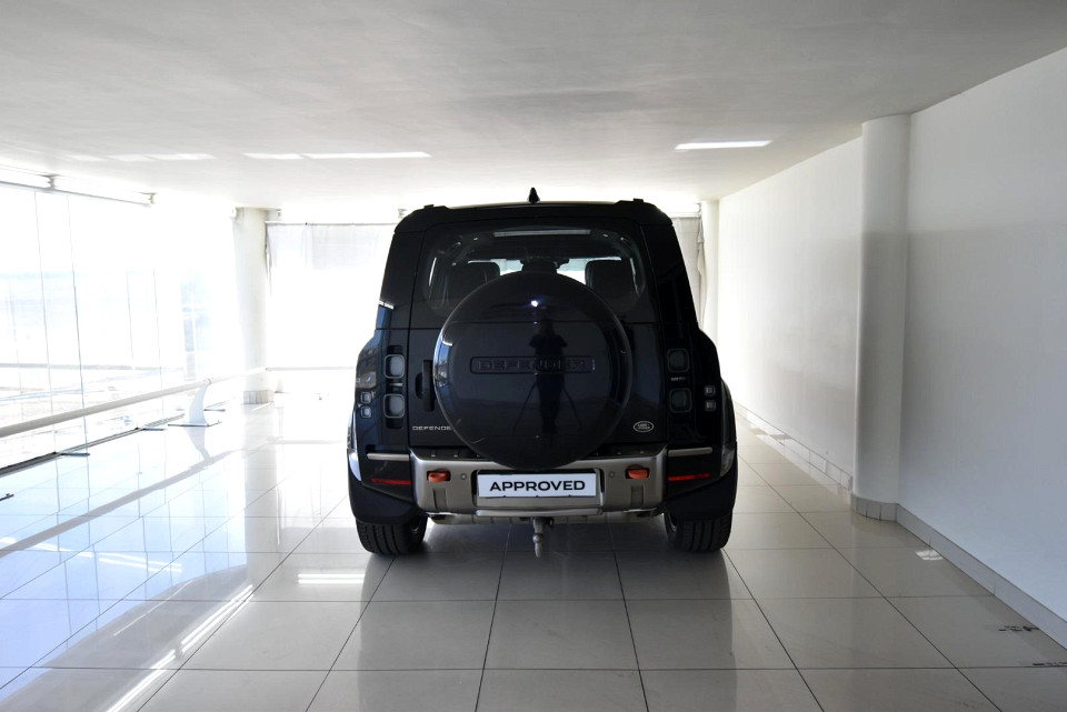 2021 LAND ROVER DEFENDER 110 3.0 D D300 X (221kW)