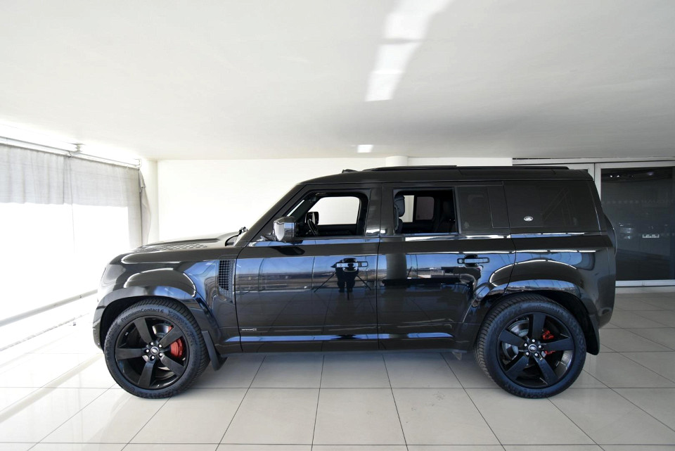 2021 LAND ROVER DEFENDER 110 3.0 D D300 X (221kW)