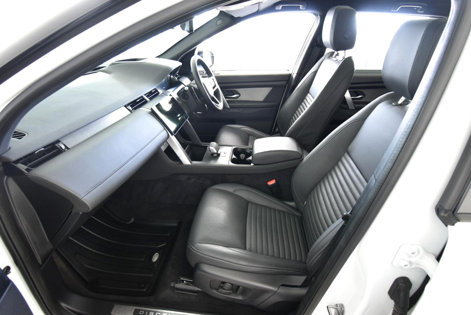 2024 LAND ROVER DISCOVERY SPORT D200 DYNAMIC HSE AWD (146kW)
