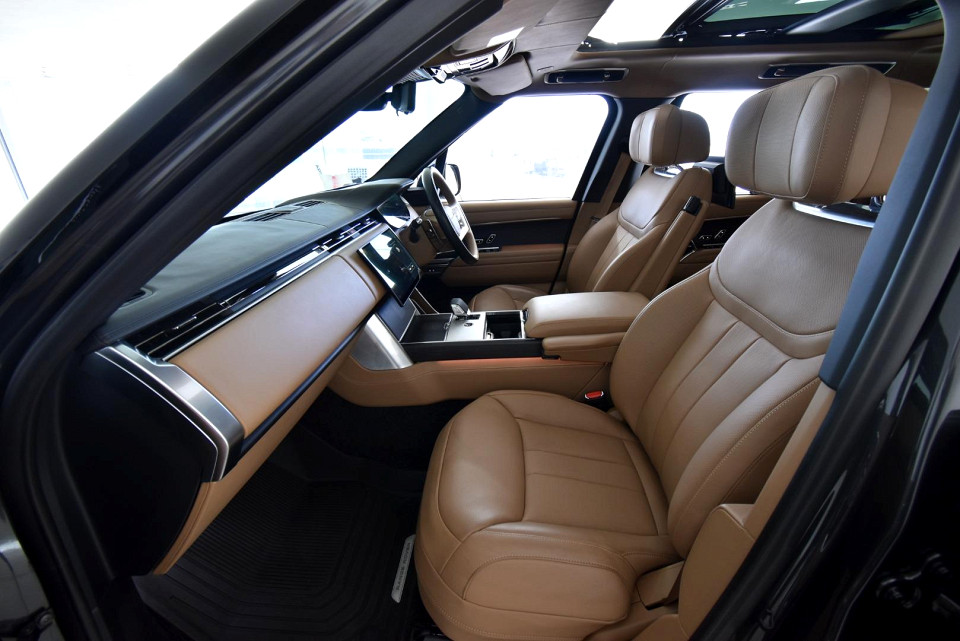 2025 LAND ROVER RANGE ROVER D350 AUTOBIOGRAPHY SWB (258kW)