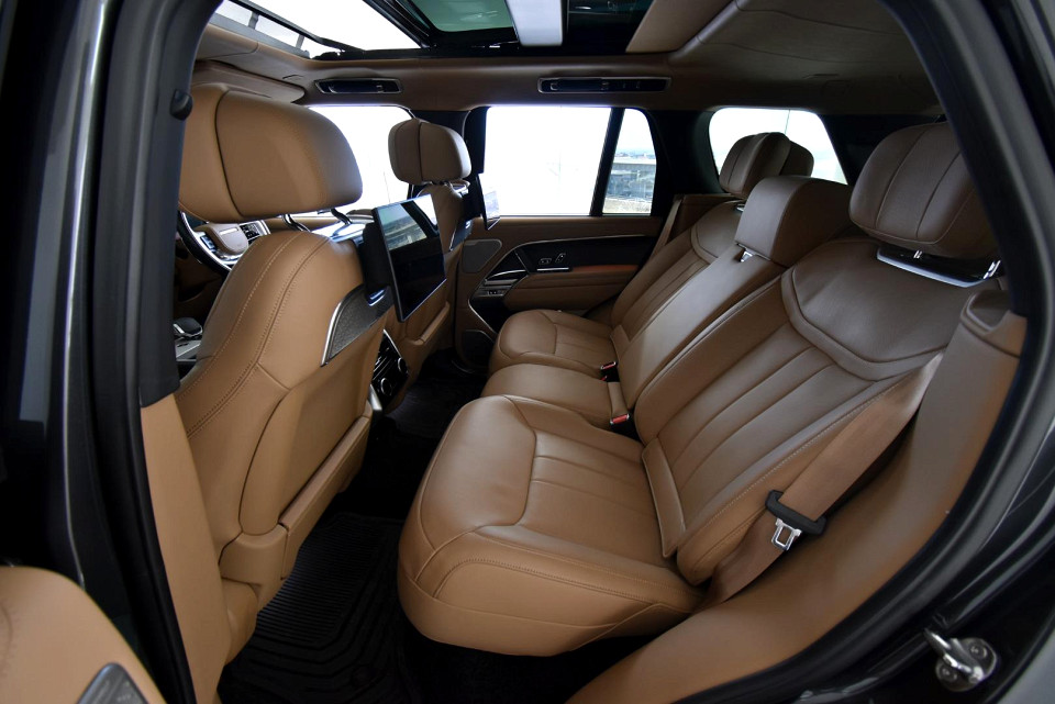 2025 LAND ROVER RANGE ROVER D350 AUTOBIOGRAPHY SWB (258kW)