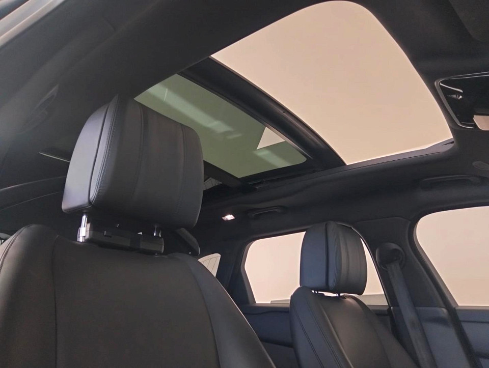 2025 LAND ROVER RANGE ROVER VELAR Range Rover Velar