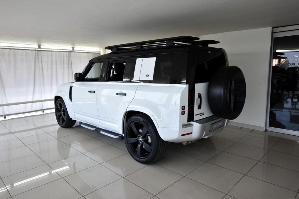 2020 LAND ROVER DEFENDER 110 D240 S (177kW)