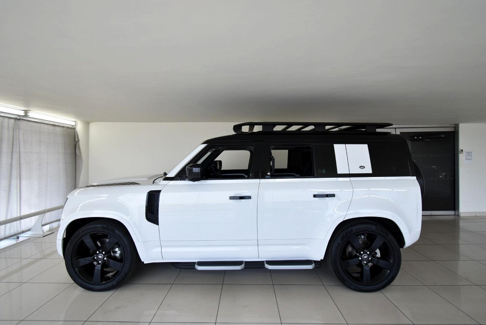 2020 LAND ROVER DEFENDER 110 D240 S (177kW)