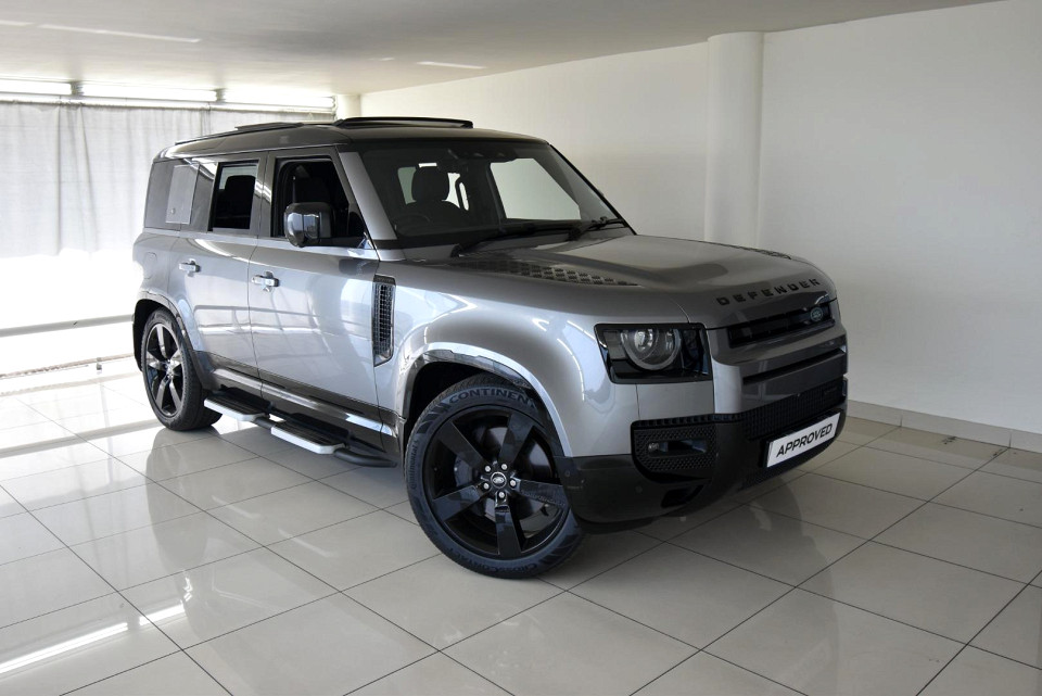 2023 LAND ROVER DEFENDER 110 2.0 D D240 X-DYNAMIC HSE (177kW)