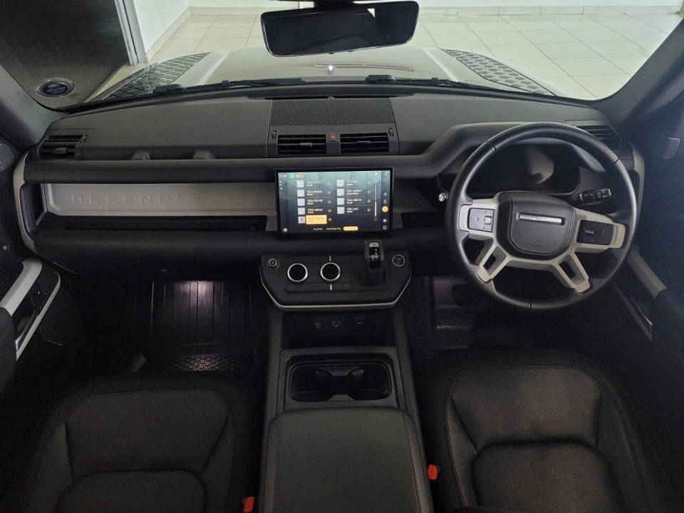 2023 LAND ROVER DEFENDER 110 3.0 D D300 X-DYNAMIC HSE (221kW)