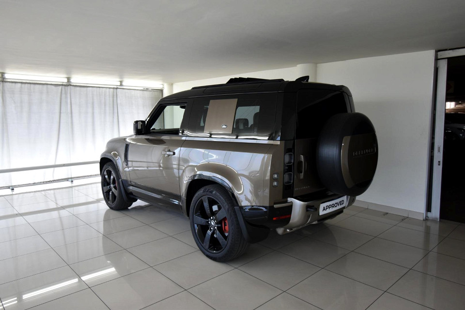 2021 LAND ROVER DEFENDER 90 3.0 D D300 X (221kW)