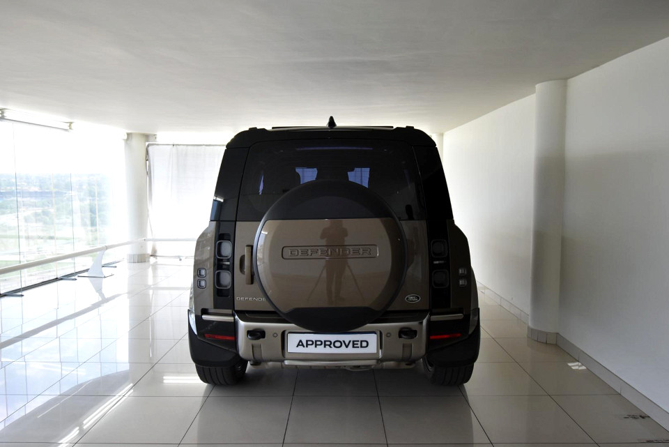 2021 LAND ROVER DEFENDER 90 3.0 D D300 X (221kW)