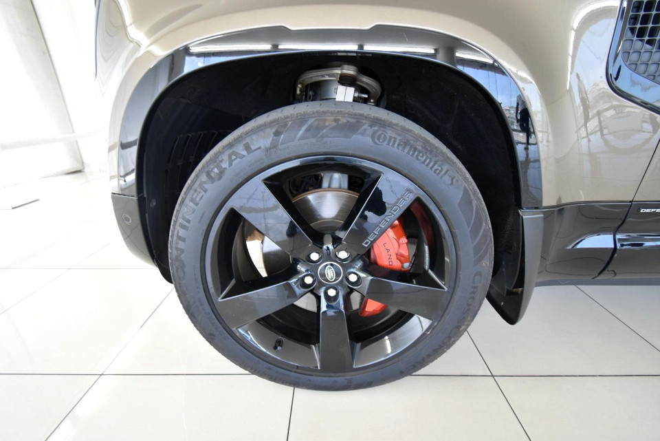 2021 LAND ROVER DEFENDER 90 3.0 D D300 X (221kW)