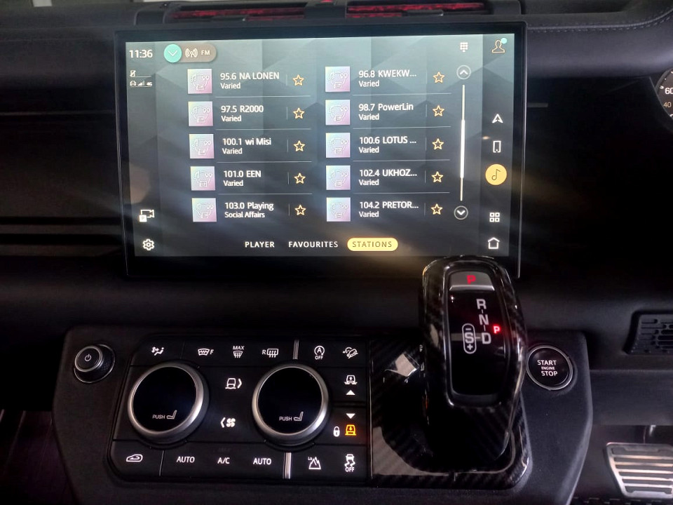 2023 LAND ROVER DEFENDER 110 5.0 P P525 V8 CARPATHIAN EDITION (386kW)