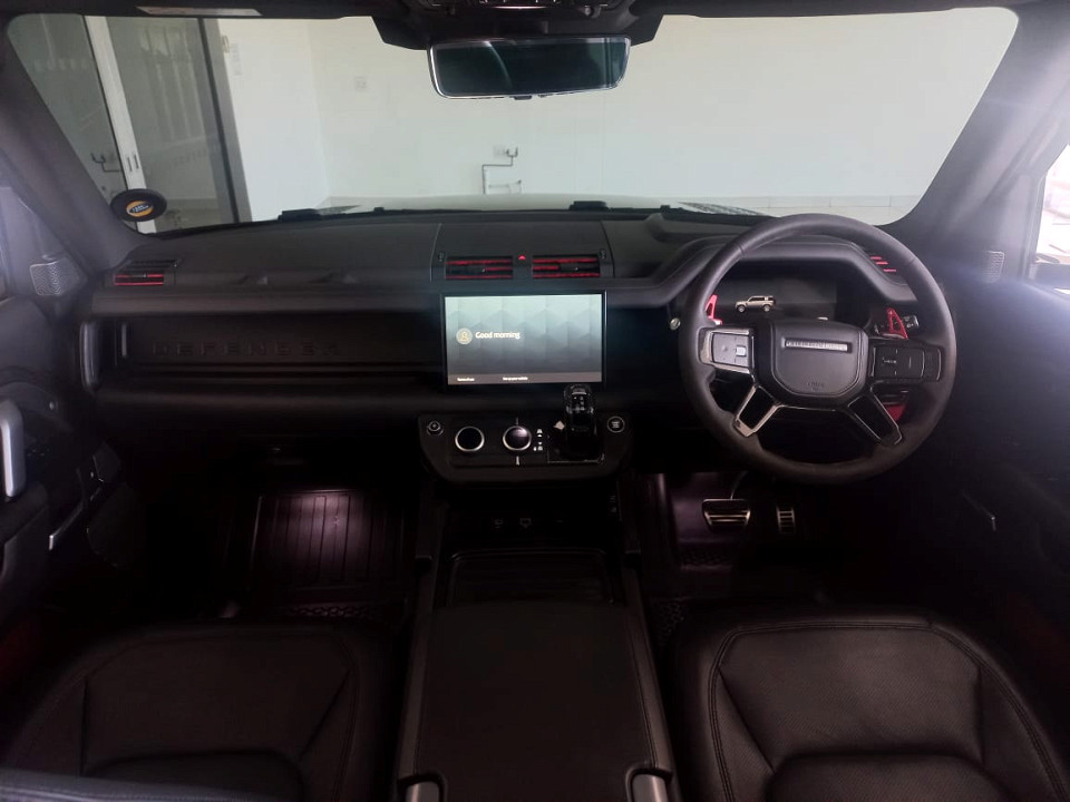 2023 LAND ROVER DEFENDER 110 5.0 P P525 V8 CARPATHIAN EDITION (386kW)