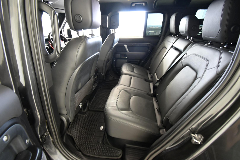 2023 LAND ROVER DEFENDER 110 5.0 P P525 V8 CARPATHIAN EDITION (386kW)