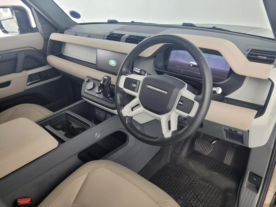 2020 LAND ROVER DEFENDER 110 P400 FIRST EDITION (294kW)