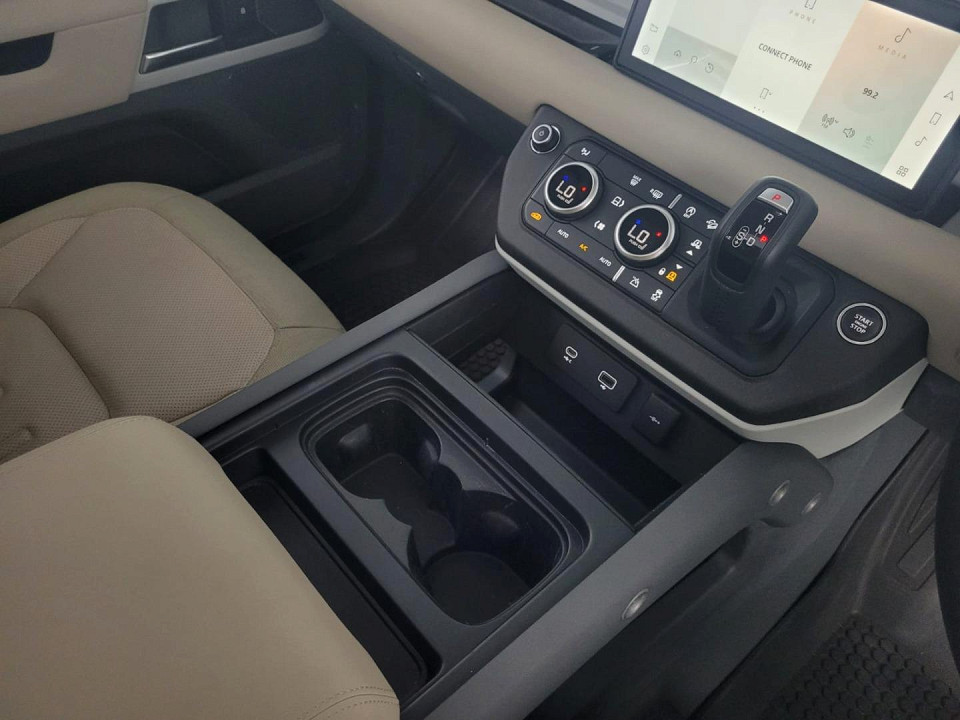 2020 LAND ROVER DEFENDER 110 P400 FIRST EDITION (294kW)