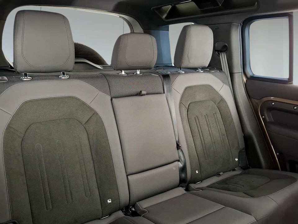 2021 LAND ROVER DEFENDER 110 3.0 P P400 X-DYNAMIC SE (294kW)