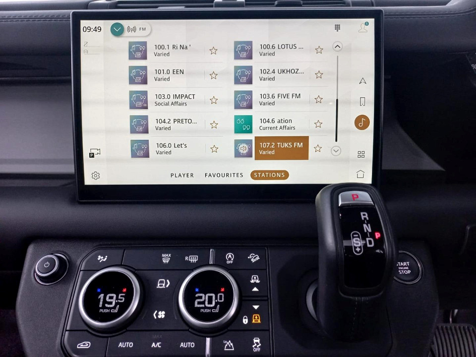 2023 LAND ROVER DEFENDER 110 3.0 D D300 X-DYNAMIC HSE (221kW)