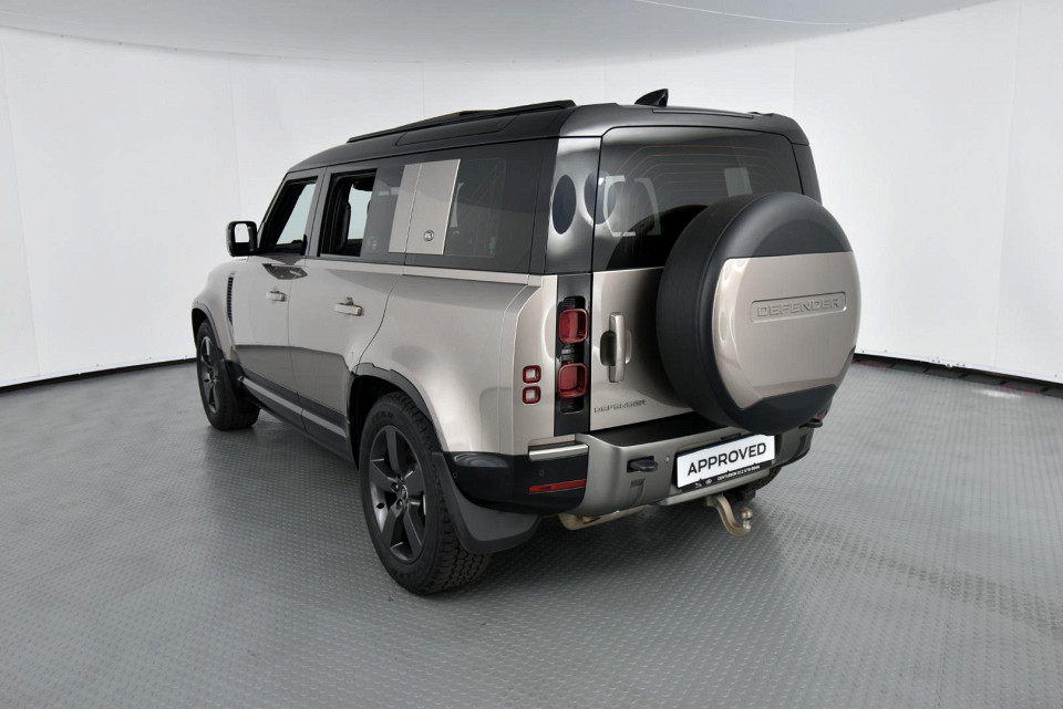 2023 LAND ROVER DEFENDER 110 3.0 D D300 X-DYNAMIC HSE (221kW)