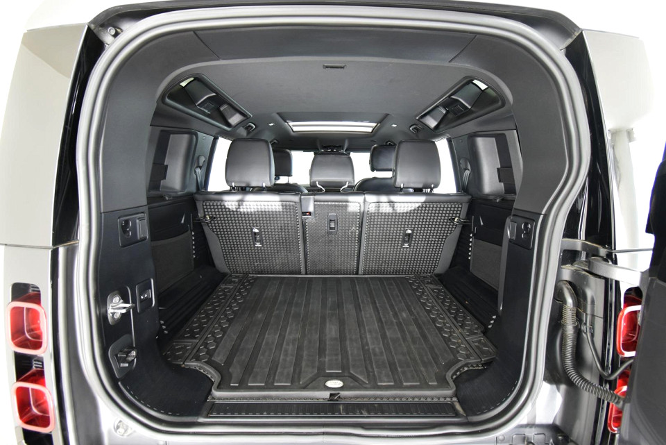 2024 LAND ROVER DEFENDER Defender