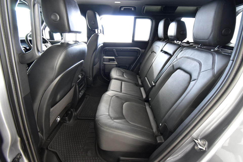 2024 LAND ROVER DEFENDER Defender