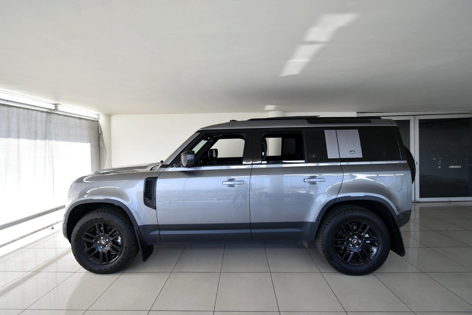 2024 LAND ROVER DEFENDER Defender