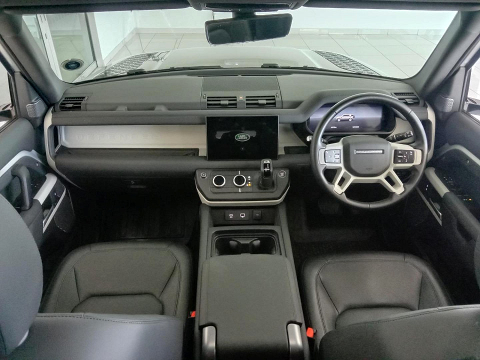 2024 LAND ROVER DEFENDER Defender
