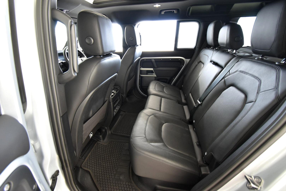 2024 LAND ROVER DEFENDER Defender