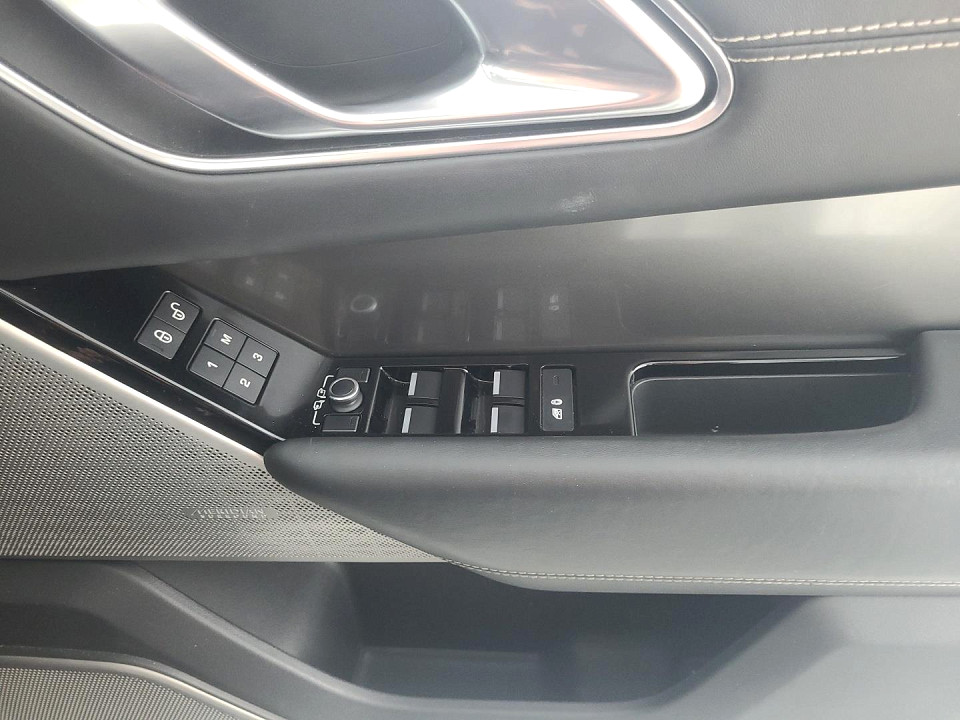 2018 LAND ROVER RANGE ROVER VELAR 3.0 Si6 P380 HSE