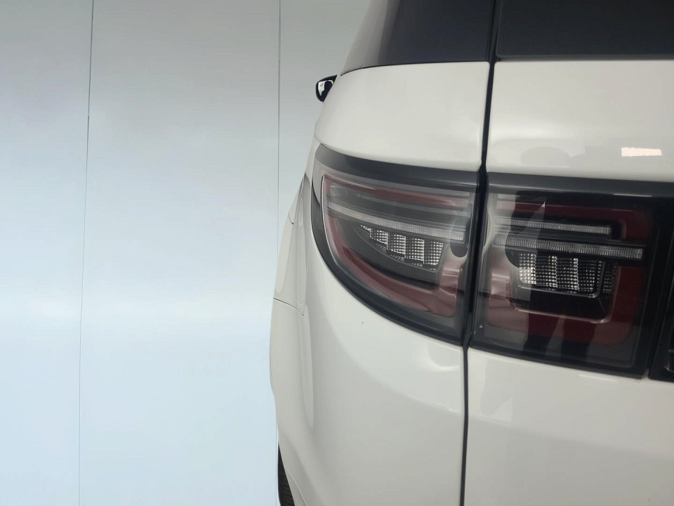 2021 LAND ROVER DISCOVERY SPORT 1.5 PHEV R-DYNAMIC SE (221kW)