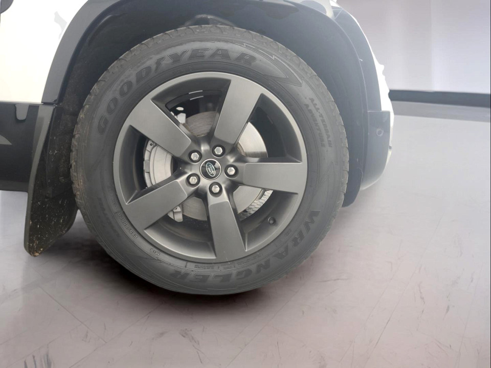 2023 LAND ROVER DEFENDER 110 3.0 D D300 X-DYNAMIC HSE (221kW)