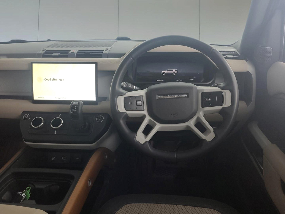 2023 LAND ROVER DEFENDER 110 3.0 D D300 X-DYNAMIC HSE (221kW)