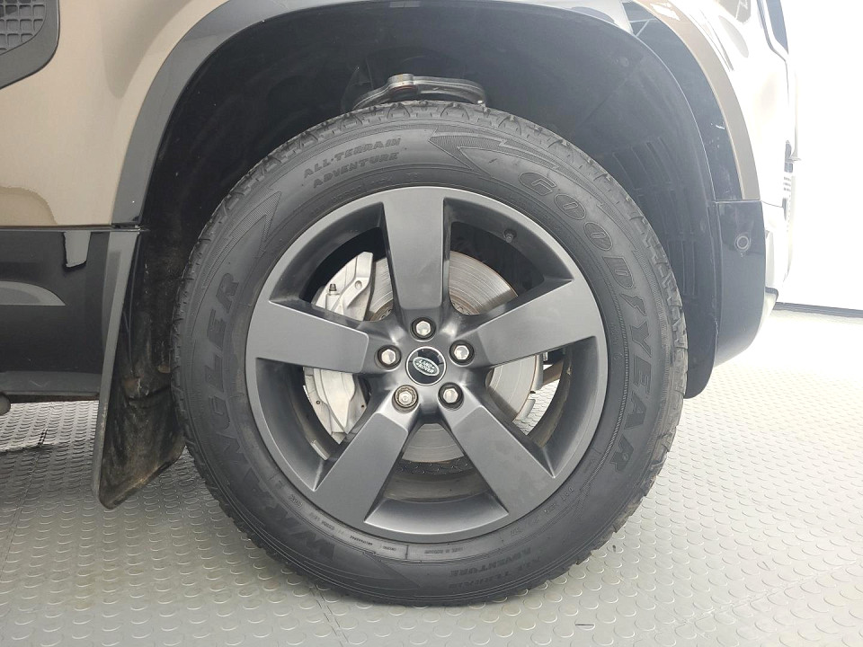 2023 LAND ROVER DEFENDER 110 3.0 D D300 X-DYNAMIC HSE (221kW)