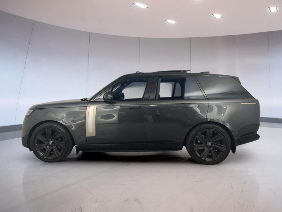2023 LAND ROVER RANGE ROVER 4.4 P P530 SV (390kW)