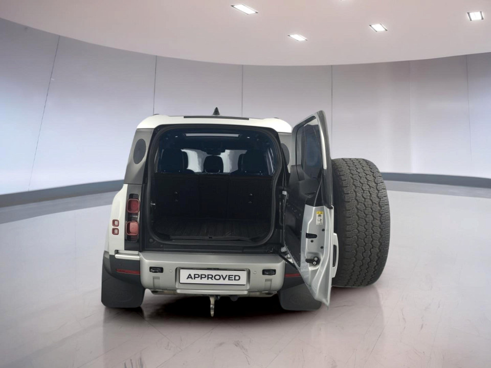 2024 LAND ROVER DEFENDER Defender