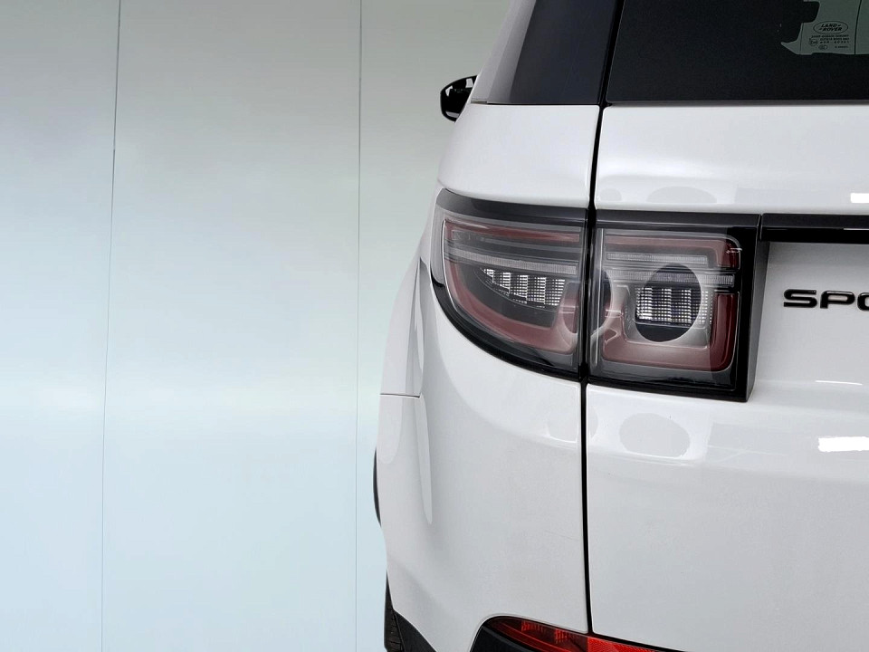 2024 LAND ROVER DISCOVERY SPORT D200 DYNAMIC HSE AWD (146kW)