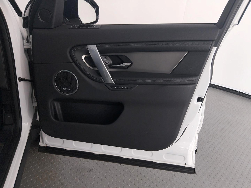 2024 LAND ROVER DISCOVERY SPORT D200 DYNAMIC SE AWD (146kW)